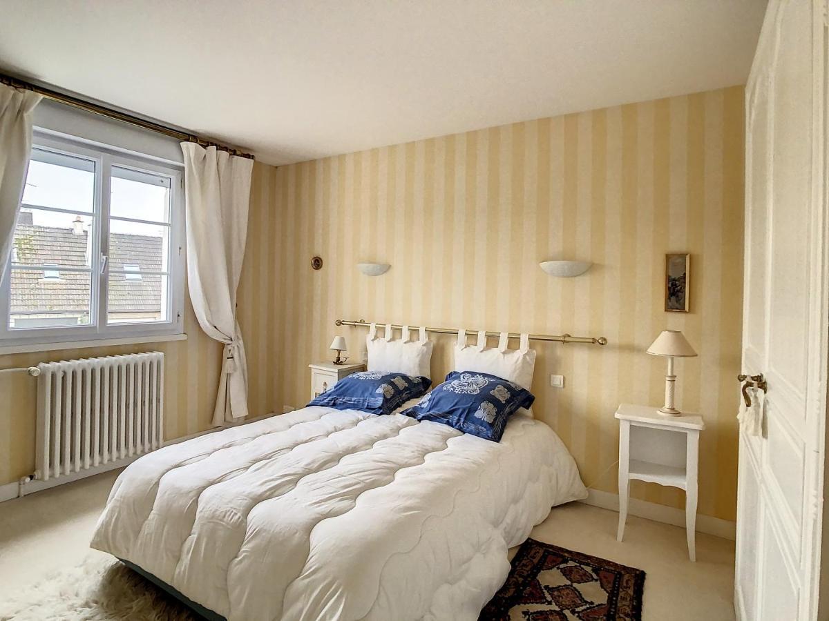 Maison De Charme Proche Centre Ville Avranches Extérieur photo